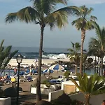 Paradise Court Ocean View Apartment