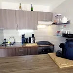 Paradise Court Ocean View Apartman