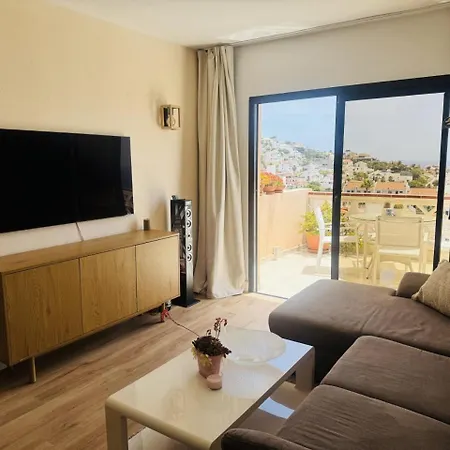Paradise Court Ocean View Apartman *