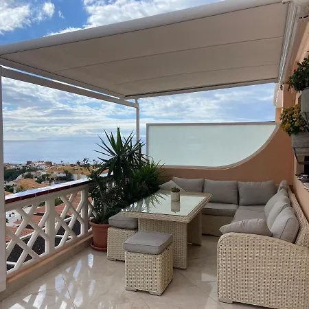 Paradise Court Ocean View 阿德耶
